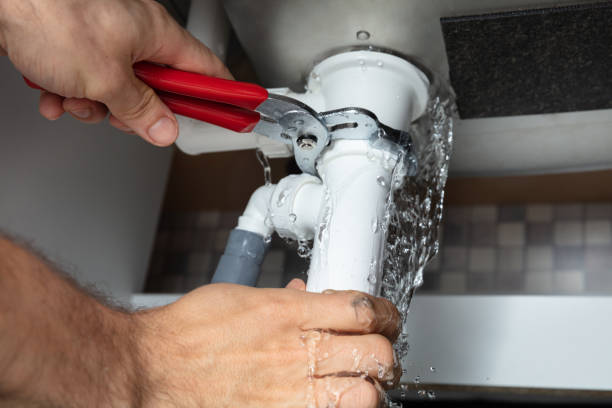Best Water damage restoration services  in Renova, MS